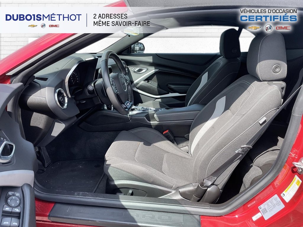 Chevrolet Camaro 1SS RS V8 6.2L, CONVERTIBLE, AUTOMATIQUE !!! 2023 à Victoriaville, Québec - 19 - w1024h768px