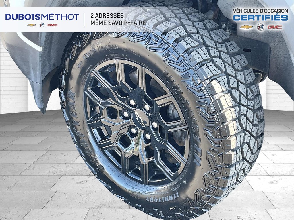 Chevrolet Colorado 4WD TRAIL BOSS, CREW, 4X4, LIFT KIT !!! 2023 à Victoriaville, Québec - 2 - w1024h768px