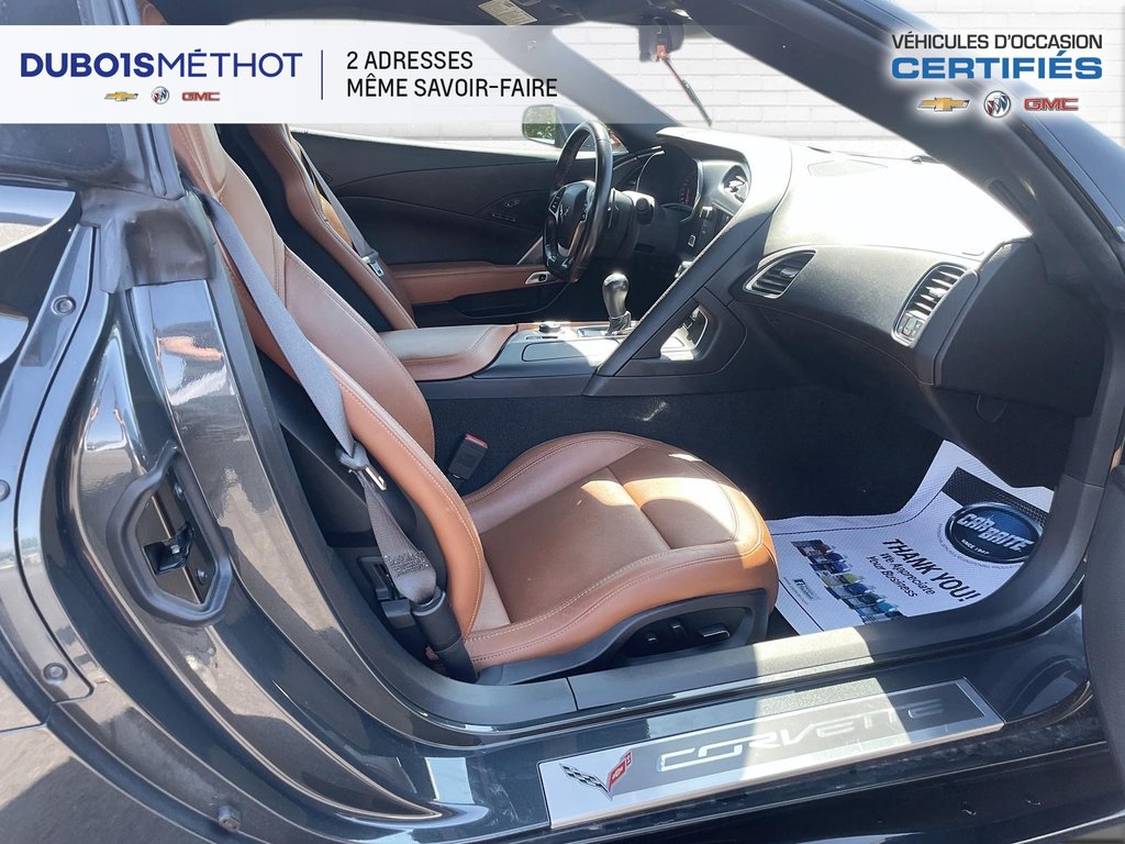 Chevrolet Corvette Z51 2LT, CONVERTIBLE, V8 6.2L, MANUEL  CUIR !!! 2017 à Victoriaville, Québec - 19 - w1024h768px