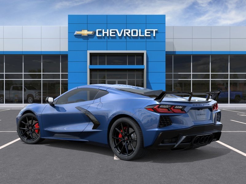 2027 Chevrolet Corvette in Victoriaville, Quebec - 3 - w1024h768px