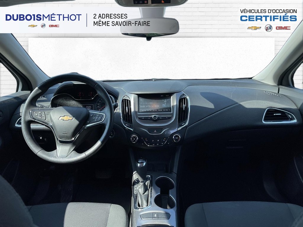 2017  Cruze LT, AUTOMATIQUE, SIEGES CHAUFFANTS, AUTOMATIQUE !! in Plessisville, Quebec - 7 - w1024h768px