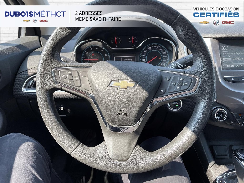 2017  Cruze LT, AUTOMATIQUE, SIEGES CHAUFFANTS, AUTOMATIQUE !! in Plessisville, Quebec - 19 - w1024h768px