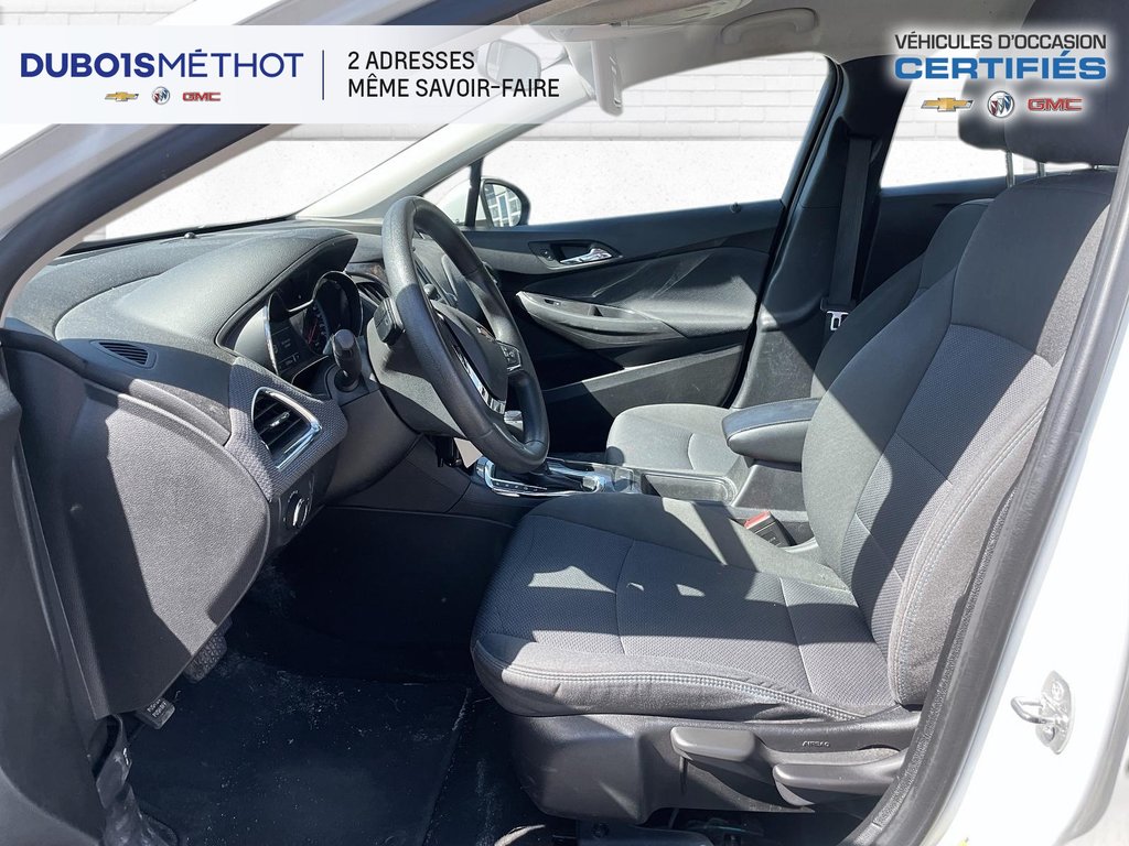 Chevrolet Cruze LT AUTOMATIQUE, AIR CLIMATISEE, CAMERA DE RECUL !! 2018 à Victoriaville, Québec - 10 - w1024h768px