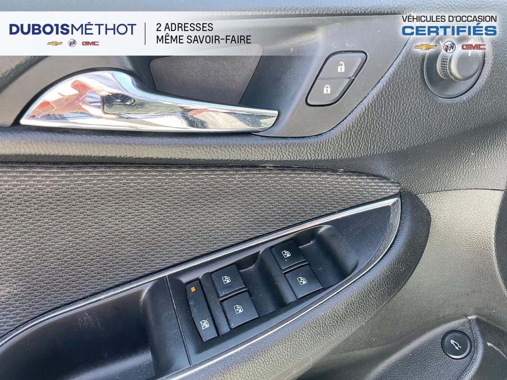 Chevrolet Cruze LT AUTOMATIQUE, AIR CLIMATISEE, CAMERA DE RECUL !! 2018 à Victoriaville, Québec - 12 - w1024h768px