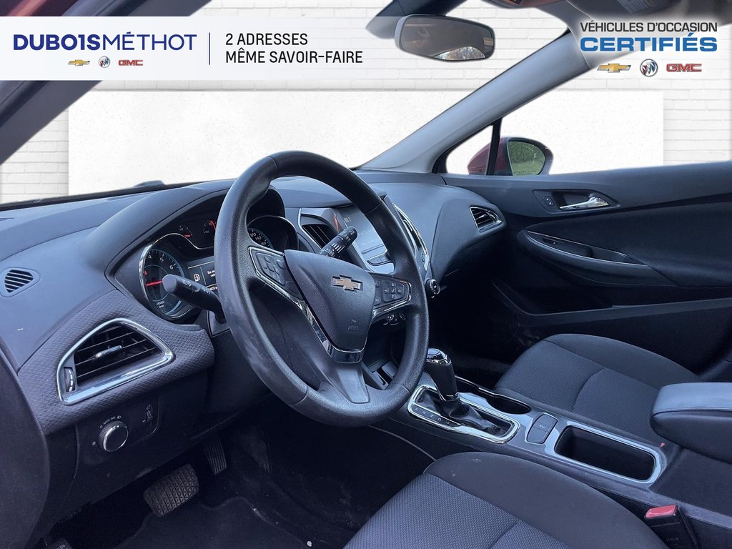 Chevrolet Cruze LT AUTOMATIQUE 1.4L TURBO HATCHBACK AUTOMATIQUE 2018 à Plessisville, Québec - 13 - w1024h768px