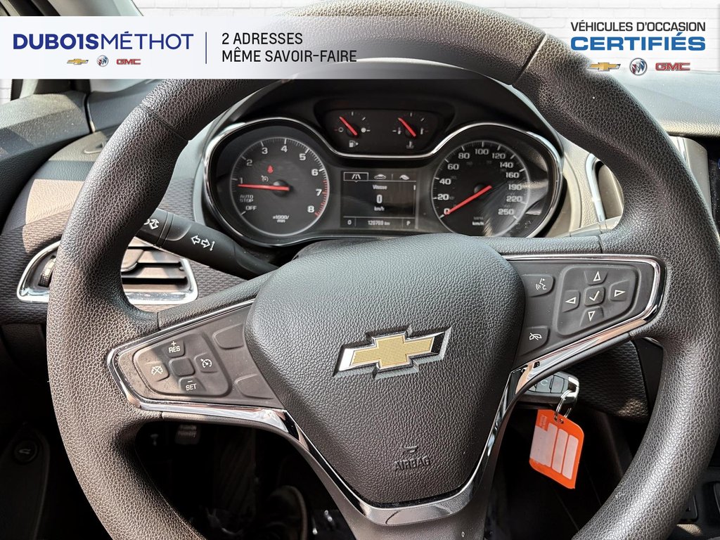 Chevrolet Cruze LT, AUTOMATIQUE, SIEGES CHAUFFANTS 2019 à Victoriaville, Québec - 17 - w1024h768px