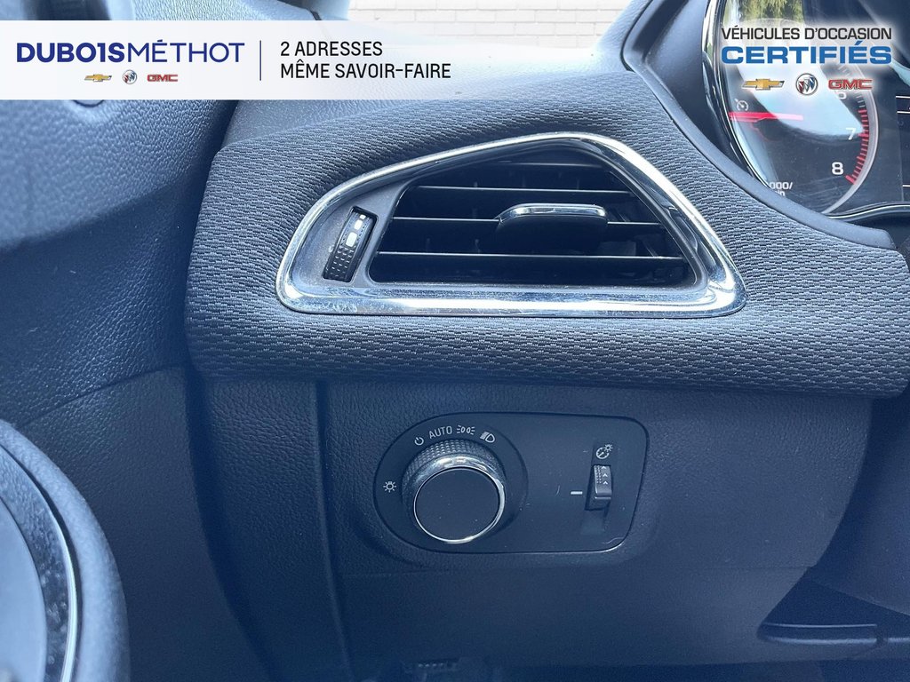 Chevrolet Cruze LT, AUTOMATIQUE, SIEGES CHAUFFANTS 2019 à Victoriaville, Québec - 20 - w1024h768px