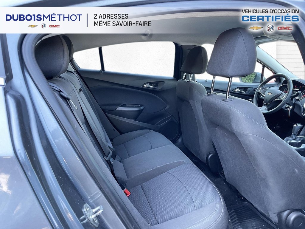 Chevrolet Cruze LT, AUTOMATIQUE, SIEGES CHAUFFANTS 2019 à Victoriaville, Québec - 8 - w1024h768px