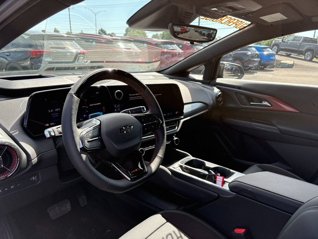 2025 Chevrolet EQUINOX EV RS RS in Victoriaville, Quebec - 4 - w1024h768px