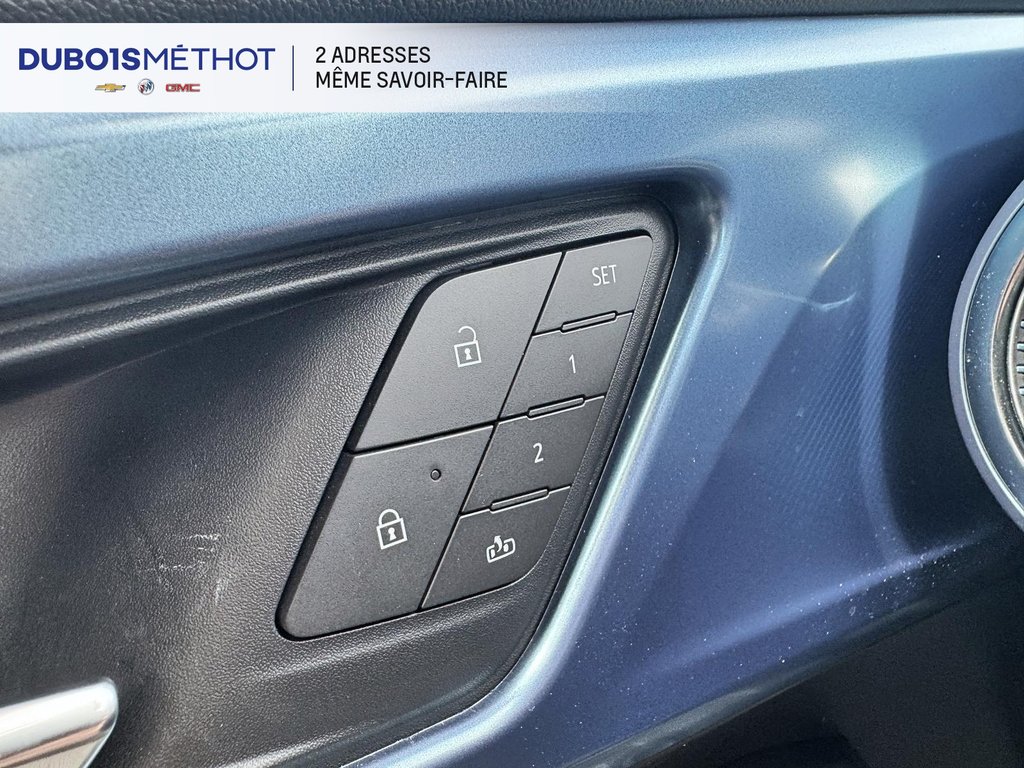 Chevrolet Equinox EV 2LT 2025 à Victoriaville, Québec - 25 - w1024h768px