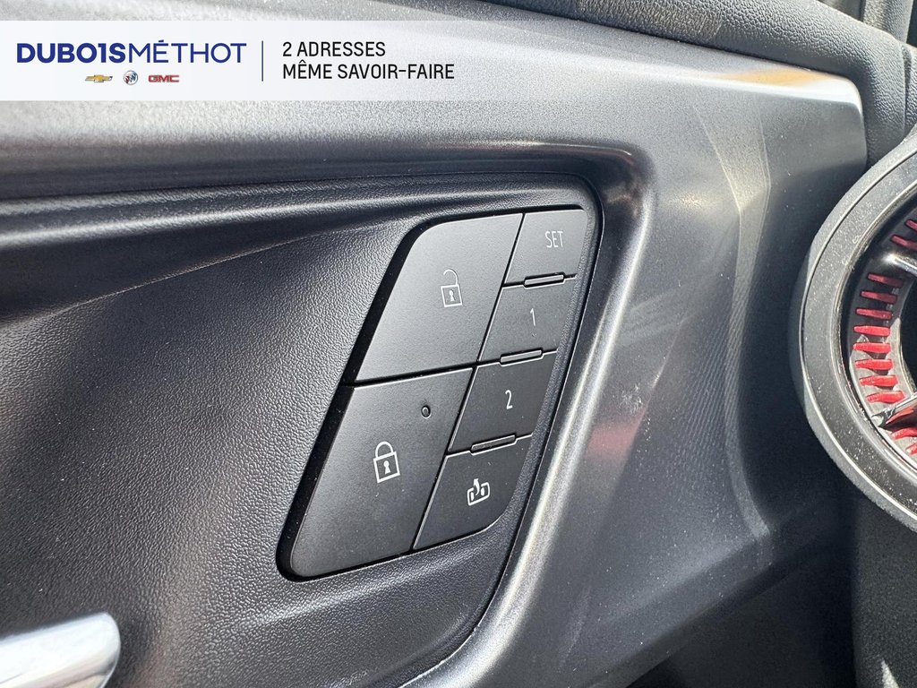 2025 Chevrolet Equinox EV in Victoriaville, Quebec - 25 - w1024h768px