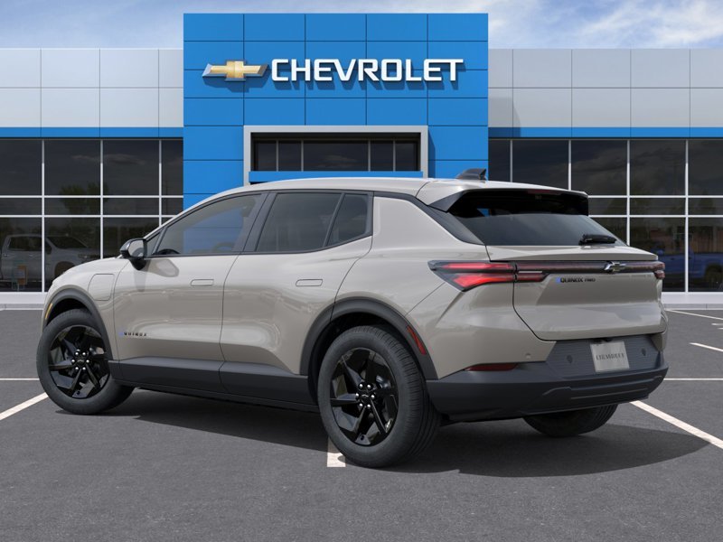2027 Chevrolet Equinox EV in Victoriaville, Quebec - 3 - w1024h768px