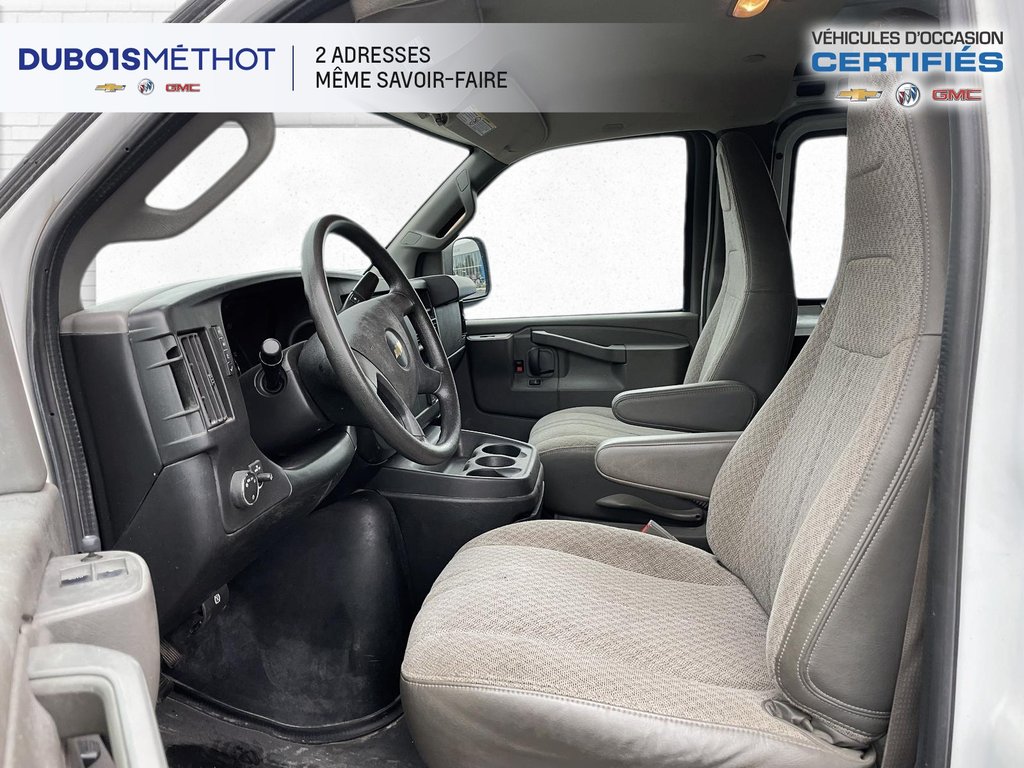 Chevrolet Express Cargo Van DURAMAX 2.8L DIESEL !!! 2017 à Victoriaville, Québec - 15 - w1024h768px