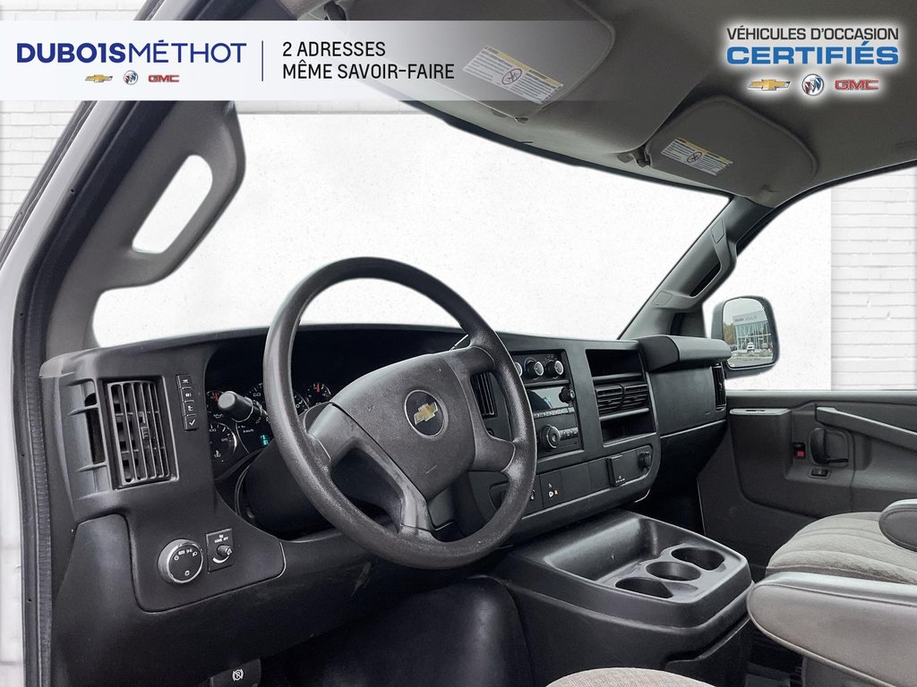 Chevrolet Express Cargo Van DURAMAX 2.8L DIESEL !!! 2017 à Victoriaville, Québec - 16 - w1024h768px