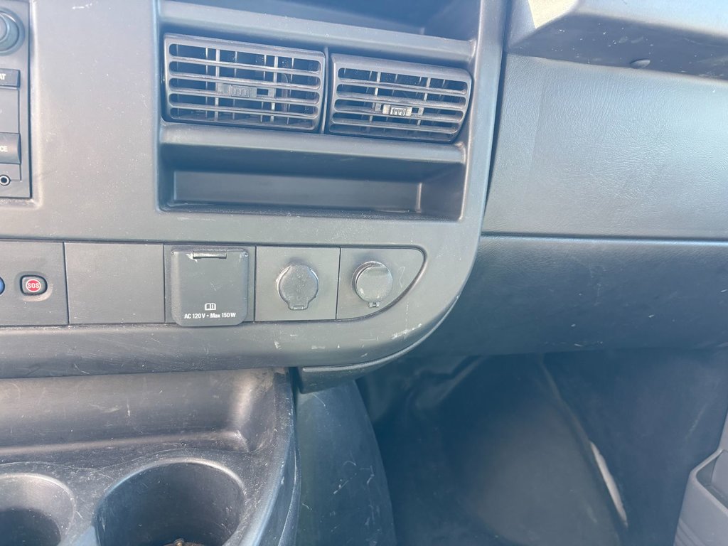 Chevrolet Express Commercial Cutaway CUBE 12 PIEDS DECK, V8 6.0L 2019 à Plessisville, Québec - 15 - w1024h768px