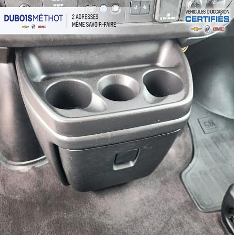 2020 Chevrolet Express Passenger 12 PASSAGERS, ALLONGEE, V6 4.3L in Victoriaville, Quebec - 15 - w1024h768px