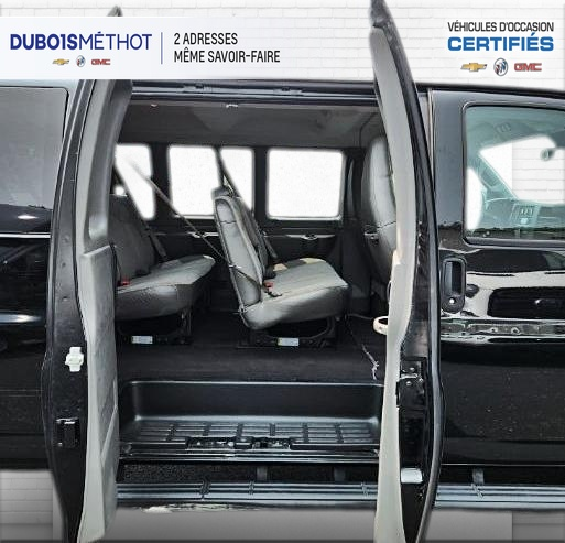 2020 Chevrolet Express Passenger 12 PASSAGERS, ALLONGEE, V6 4.3L in Victoriaville, Quebec - 18 - w1024h768px