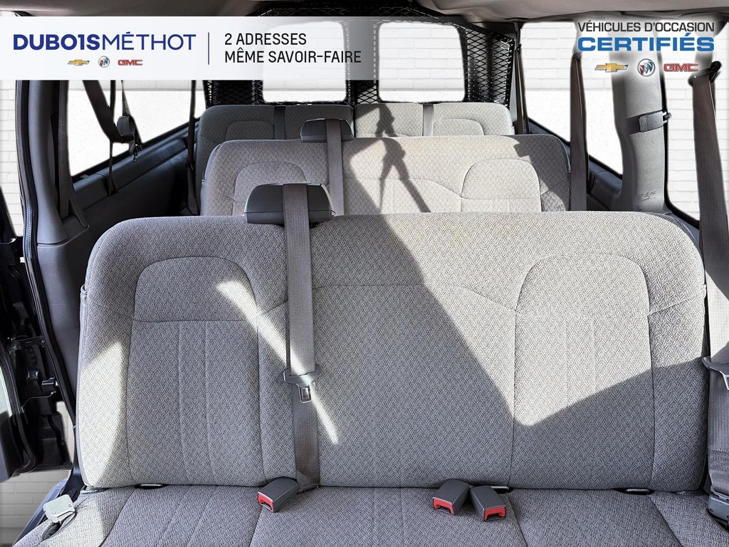 Chevrolet Express Passenger VAN 12 PASSAGERS ALLONGEE V6 4.3L, CHROME PACKAGE 2020 à Victoriaville, Québec - 15 - w1024h768px