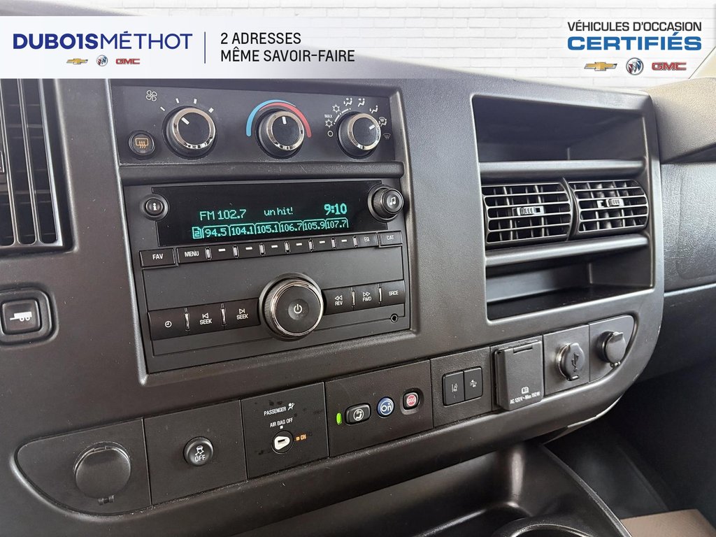 Chevrolet Express Passenger VAN 12 PASSAGERS ALLONGEE V6 4.3L, CHROME PACKAGE 2020 à Victoriaville, Québec - 24 - w1024h768px