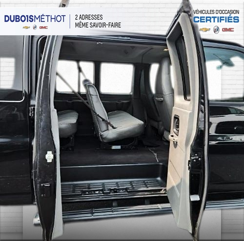 Chevrolet Express Passenger VAN 12 PASSAGERS ALLONGEE V6 4.3L, CHROME PACKAGE 2020 à Victoriaville, Québec - 6 - w1024h768px