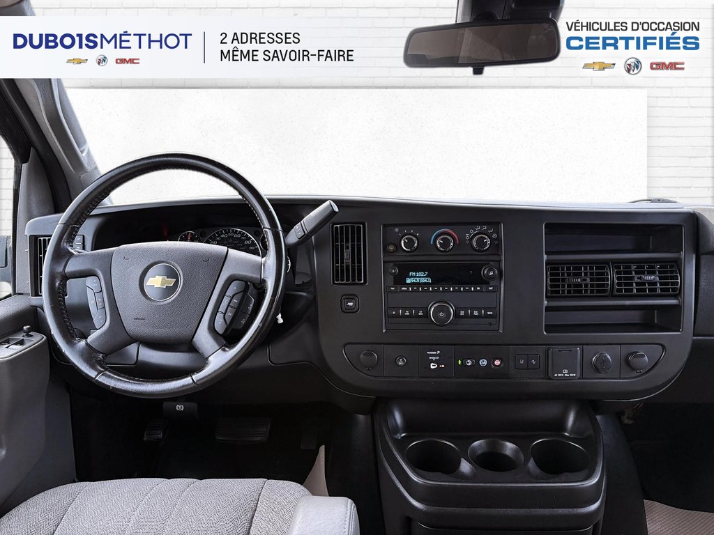 Chevrolet Express Passenger VAN 12 PASSAGERS ALLONGEE V6 4.3L, CHROME PACKAGE 2020 à Victoriaville, Québec - 17 - w1024h768px