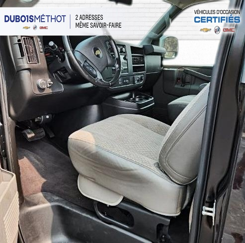 Chevrolet Express Passenger VAN 12 PASSAGERS ALLONGEE V6 4.3L, CHROME PACKAGE 2020 à Victoriaville, Québec - 14 - w1024h768px