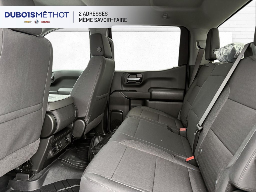 Chevrolet SILVERADO 1500 CREW CUSTOM 4RM Custom 2026 à Plessisville, Québec - 5 - w1024h768px