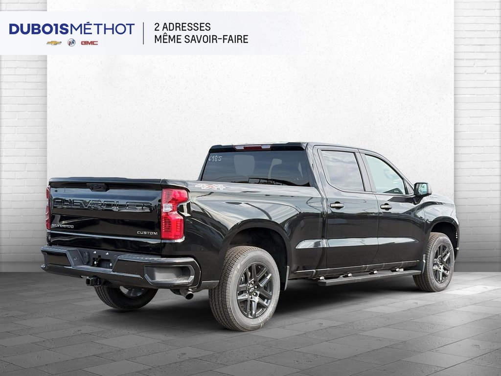 Chevrolet SILVERADO 1500 CUSTOM 4RM Custom 2025 à Victoriaville, Québec - 2 - w1024h768px