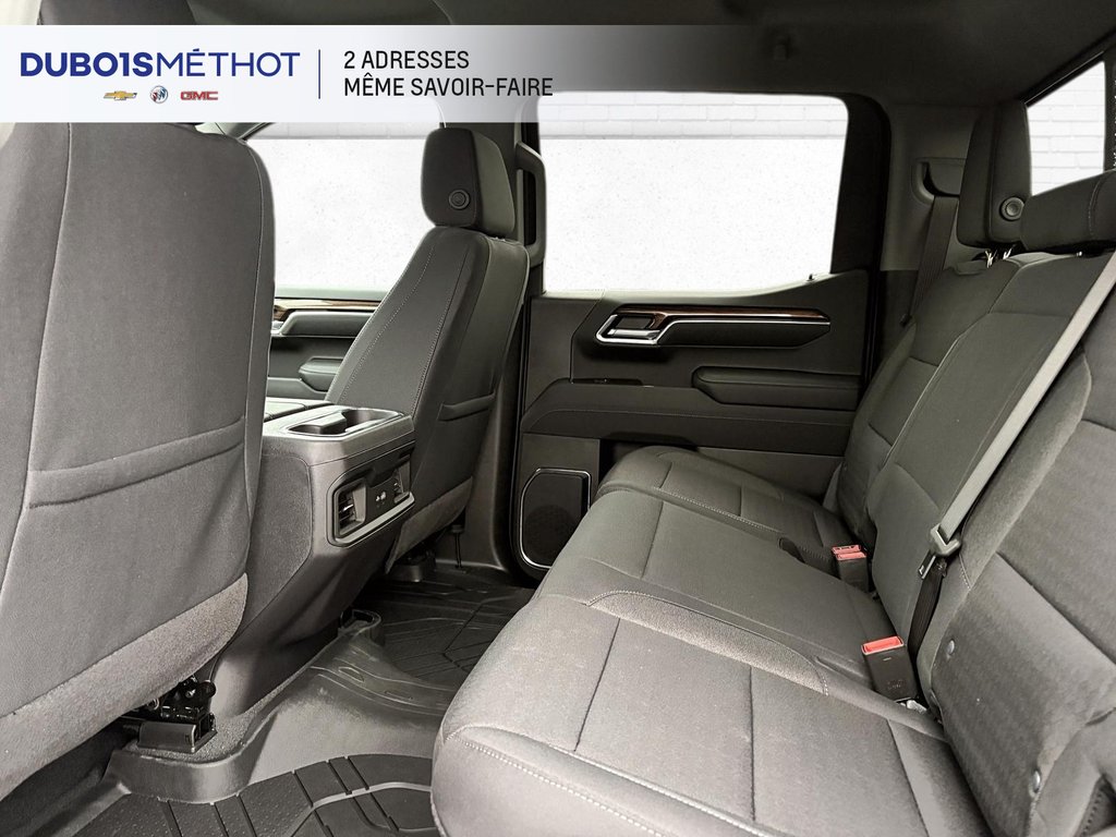 Chevrolet SILVERADO 1500 RST 4RM RST 2025 à Victoriaville, Québec - 5 - w1024h768px