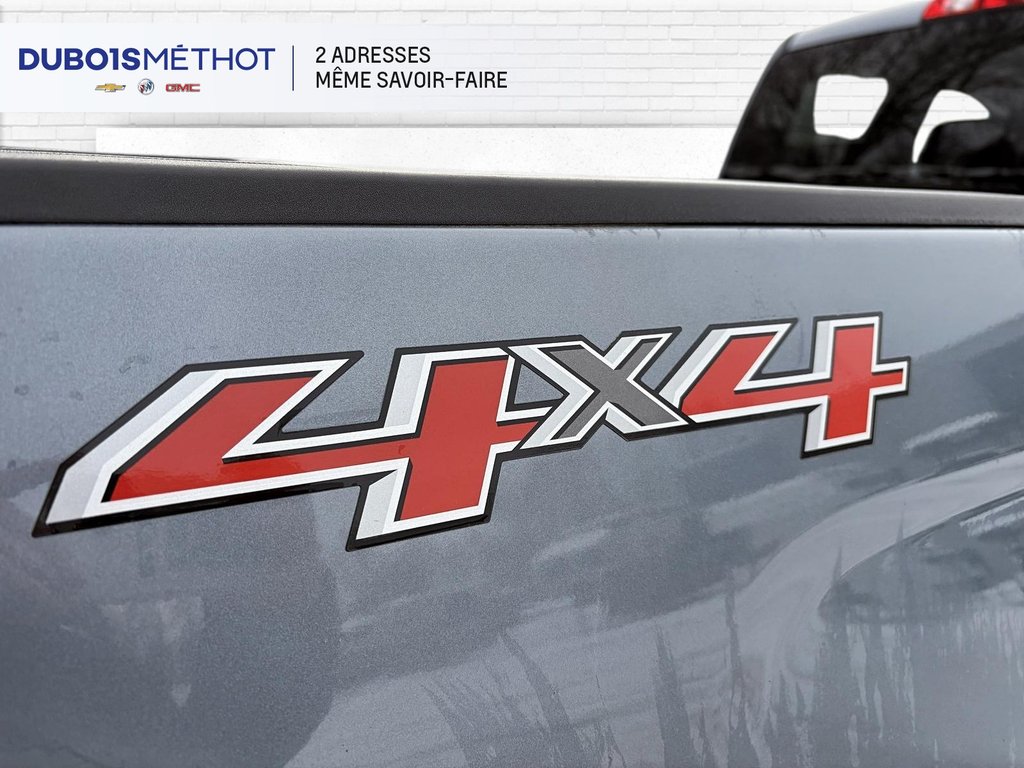 2016 Chevrolet Silverado 1500 LS, CABINE DOUBLE, V8 5.3L, 4X4, 6 PLACES !!! in Victoriaville, Quebec - 10 - w1024h768px