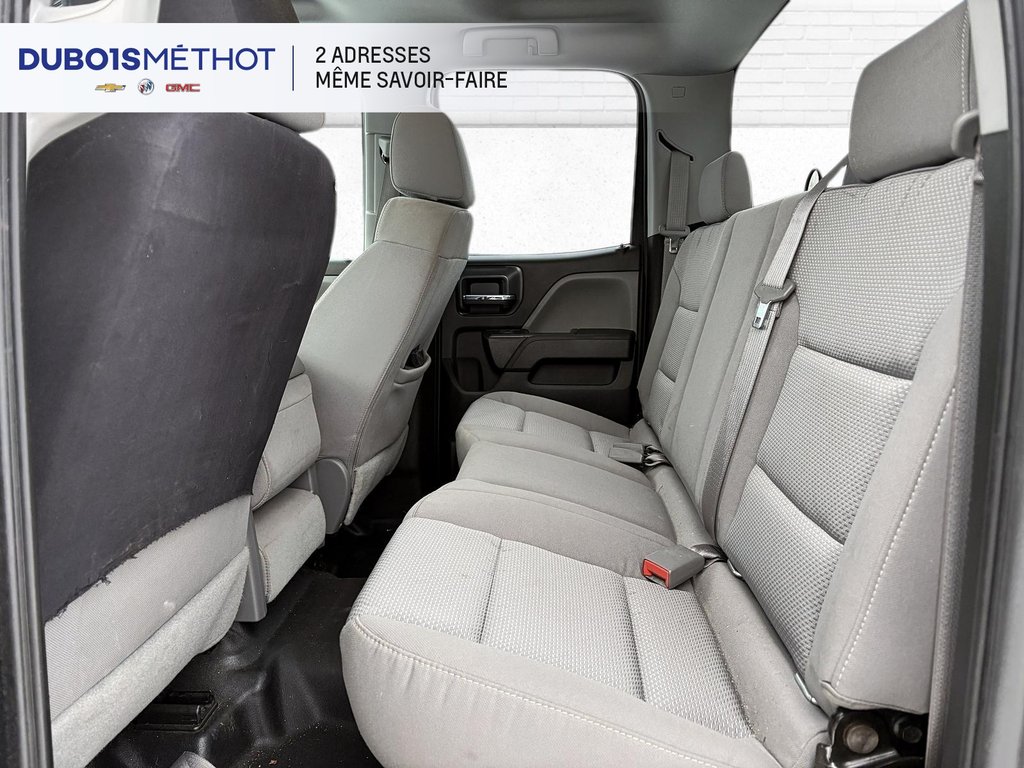 2016 Chevrolet Silverado 1500 LS, CABINE DOUBLE, V8 5.3L, 4X4, 6 PLACES !!! in Victoriaville, Quebec - 11 - w1024h768px