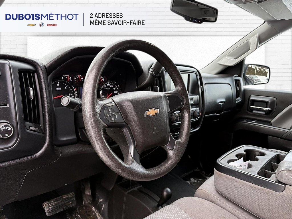 2016 Chevrolet Silverado 1500 LS, CABINE DOUBLE, V8 5.3L, 4X4, 6 PLACES !!! in Victoriaville, Quebec - 16 - w1024h768px