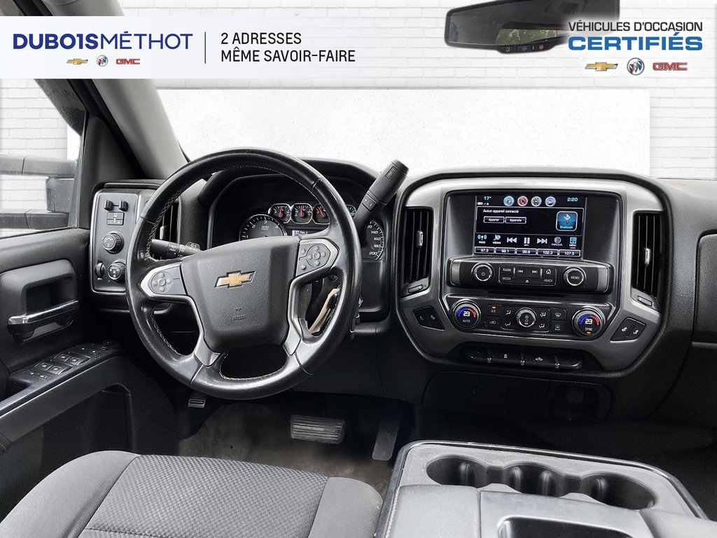 2017 Chevrolet Silverado 1500 LT, V8 5.3L, CREW, 4X4, 6 PLACES, in Victoriaville, Quebec - 12 - w1024h768px