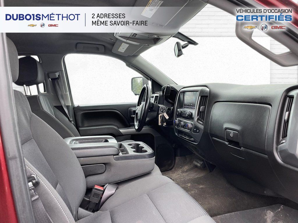 2017 Chevrolet Silverado 1500 LT, V8 5.3L, CREW, 4X4, 6 PLACES, in Victoriaville, Quebec - 13 - w1024h768px