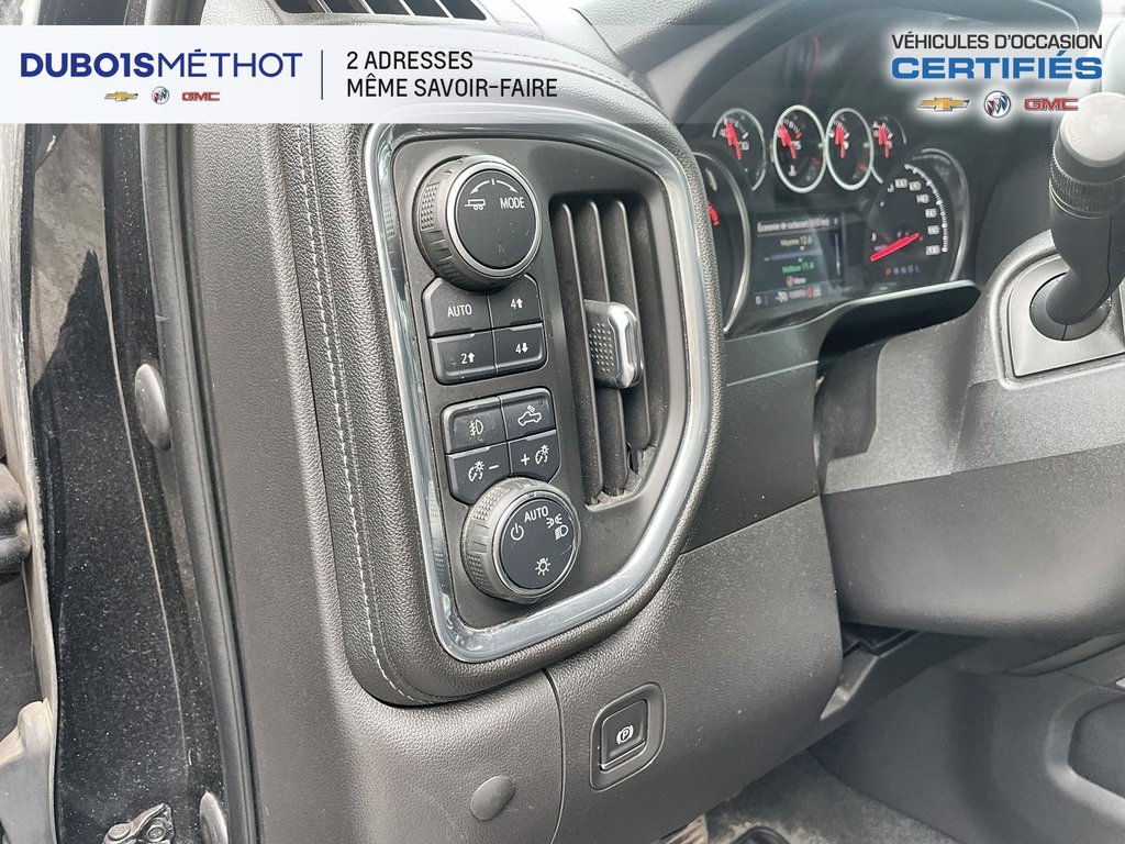 Chevrolet Silverado 1500 RST, Z71 V8 5.3L, CREW, 4X4, CONSOLE 2021 à Victoriaville, Québec - 17 - w1024h768px