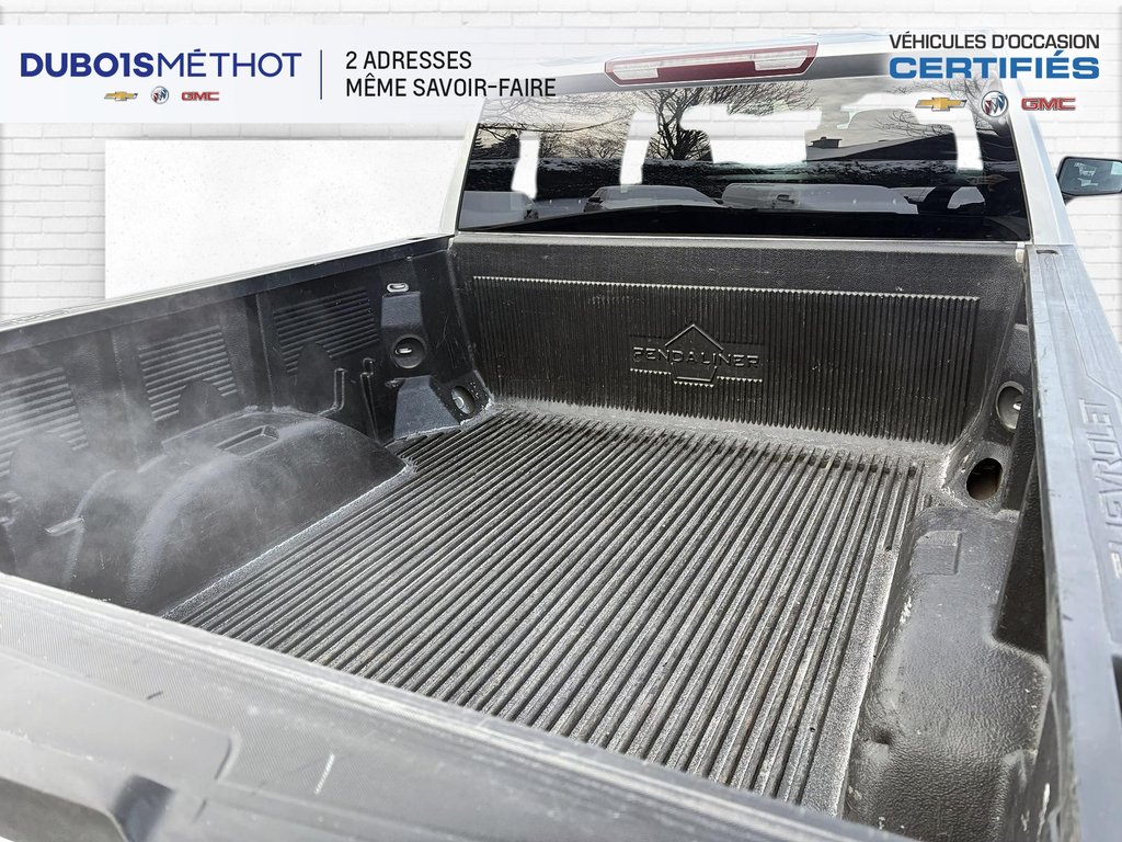 Chevrolet Silverado 1500 Custom, V8 5.3L, CREW CAB, 4x4, 6 PASSAGERS !!! 2021 à Victoriaville, Québec - 12 - w1024h768px