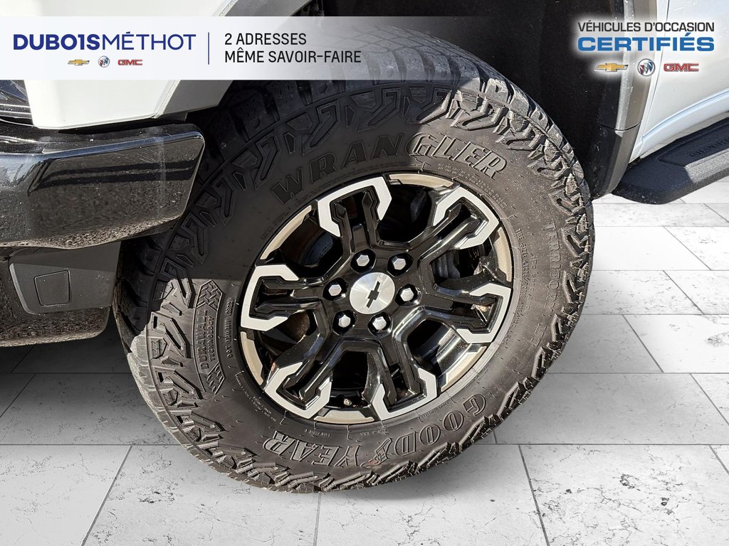 Chevrolet Silverado 1500 ZR2, V8 6.2L, CREW, CUIR, MULTI-MATIC, DIFF BARRE 2022 à Victoriaville, Québec - 2 - w1024h768px