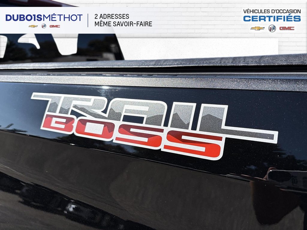 Chevrolet Silverado 1500 CUSTOM TRAIL BOSS, V8 5.3L, CREW, 4X4 !!! 2022 à Victoriaville, Québec - 11 - w1024h768px