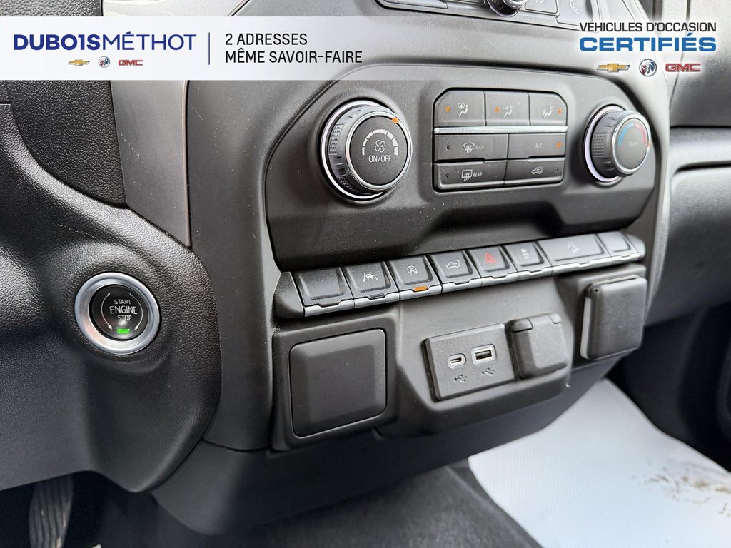 2022 Chevrolet Silverado 1500 Z71 CUSTOM TRAIL BOSS V8 5.3L CREW 4X4 LIFT KIT in Victoriaville, Quebec - 24 - w1024h768px