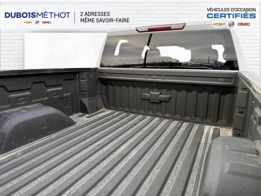2022 Chevrolet Silverado 1500 Z71 CUSTOM TRAIL BOSS V8 5.3L CREW 4X4 LIFT KIT in Victoriaville, Quebec - 12 - w1024h768px