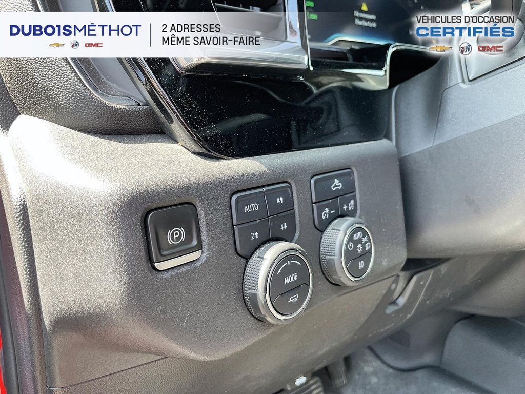 Chevrolet Silverado 1500 LT TRAIL BOSS, CREW, 4X4, 2.7L TURBO !!! 2023 à Victoriaville, Québec - 18 - w1024h768px