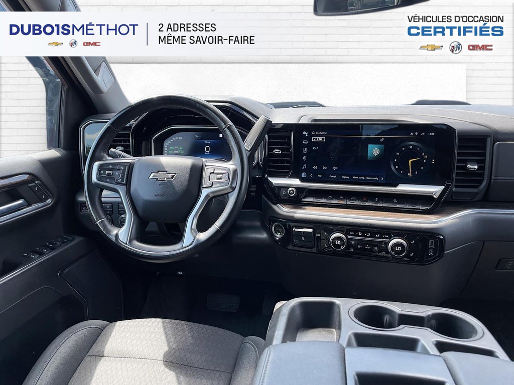 Chevrolet Silverado 1500 LT TRAIL BOSS, CREW, 4X4, 2.7L TURBO !!! 2023 à Victoriaville, Québec - 12 - w1024h768px