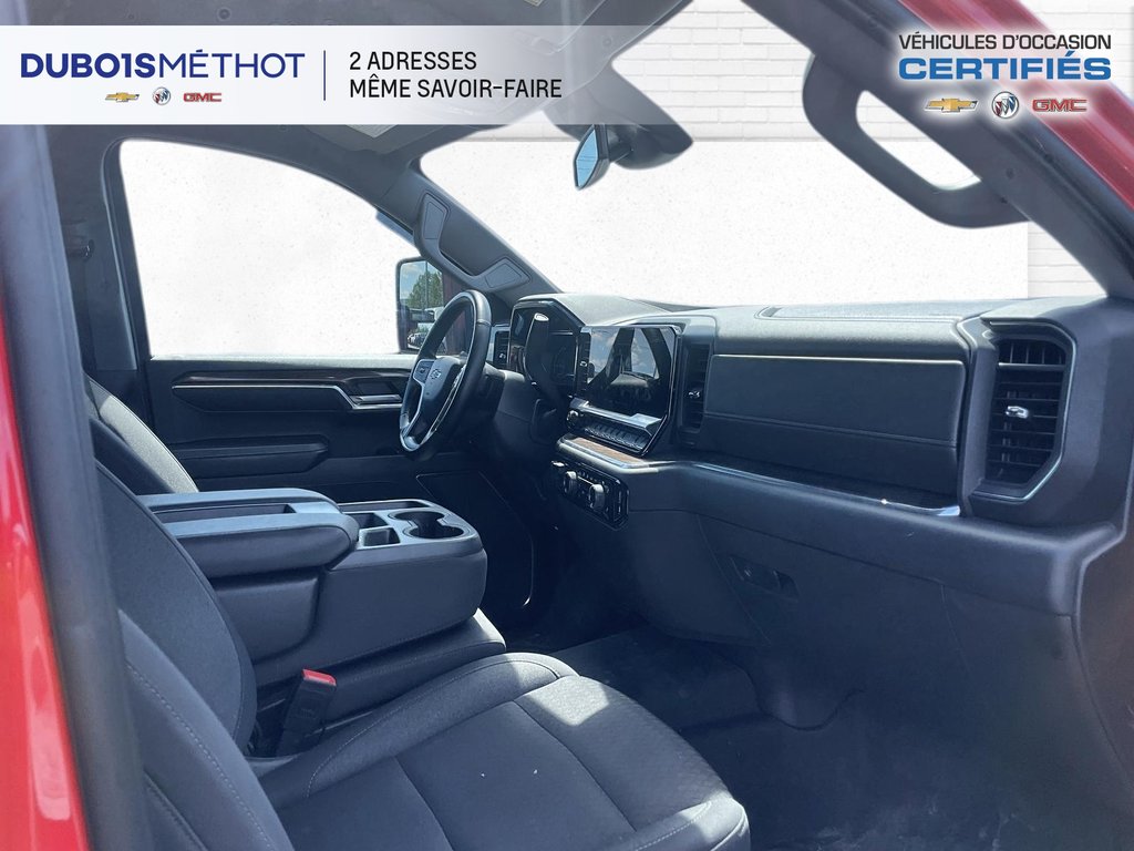Chevrolet Silverado 1500 LT TRAIL BOSS, CREW, 4X4, 2.7L TURBO !!! 2023 à Victoriaville, Québec - 14 - w1024h768px