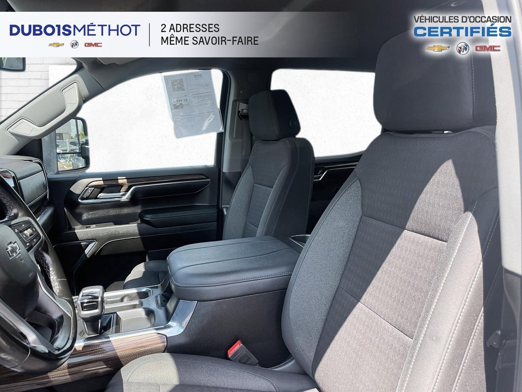 2023 Chevrolet Silverado 1500 RST, CREW, V8 5.3L REMORQUAGE MAX, 4X4 !!! in Plessisville, Quebec - 19 - w1024h768px