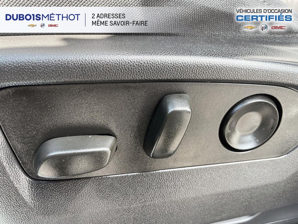 2023 Chevrolet Silverado 1500 RST, CREW, V8 5.3L REMORQUAGE MAX, 4X4 !!! in Plessisville, Quebec - 20 - w1024h768px