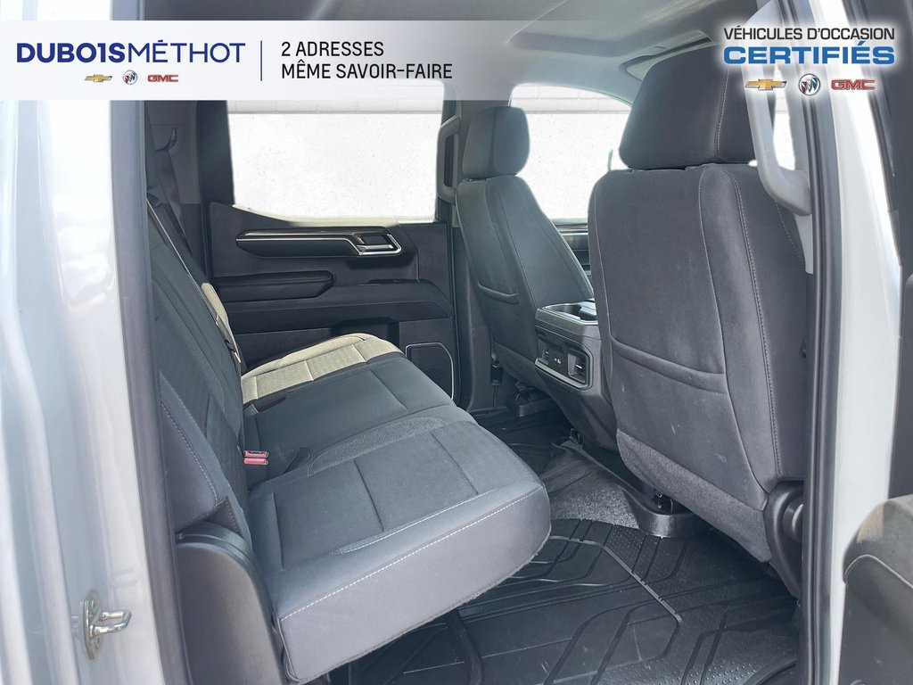 2023 Chevrolet Silverado 1500 RST, CREW, V8 5.3L REMORQUAGE MAX, 4X4 !!! in Plessisville, Quebec - 11 - w1024h768px
