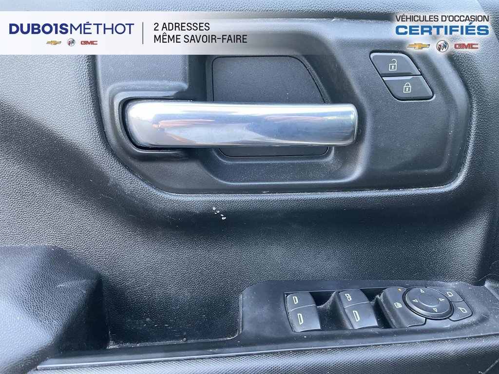 2023 Chevrolet Silverado 1500 WORK TRUCK, 6 PLACES, 2.7L TURBO, 4X4 !!! in Plessisville, Quebec - 15 - w1024h768px
