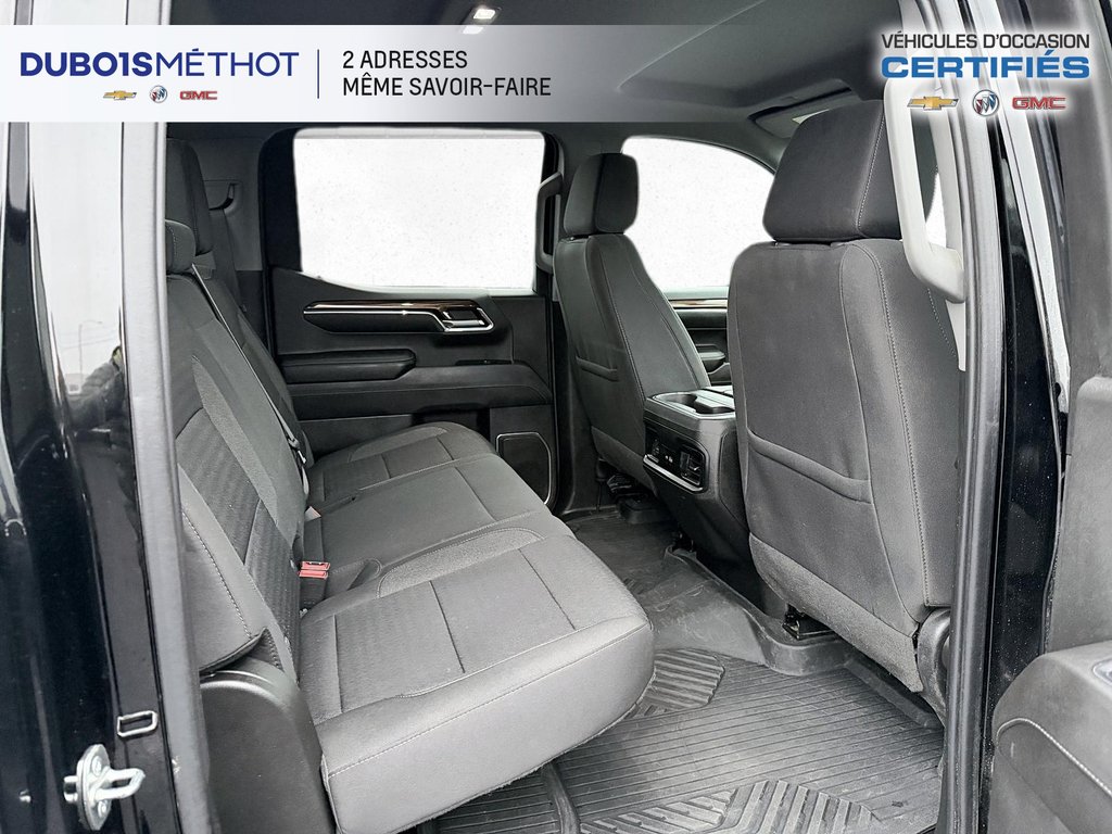 2023 Chevrolet Silverado 1500 RST, V8 5.3L, Z71, 4X4, CREW, CONSOLE !!! in Victoriaville, Quebec - 12 - w1024h768px