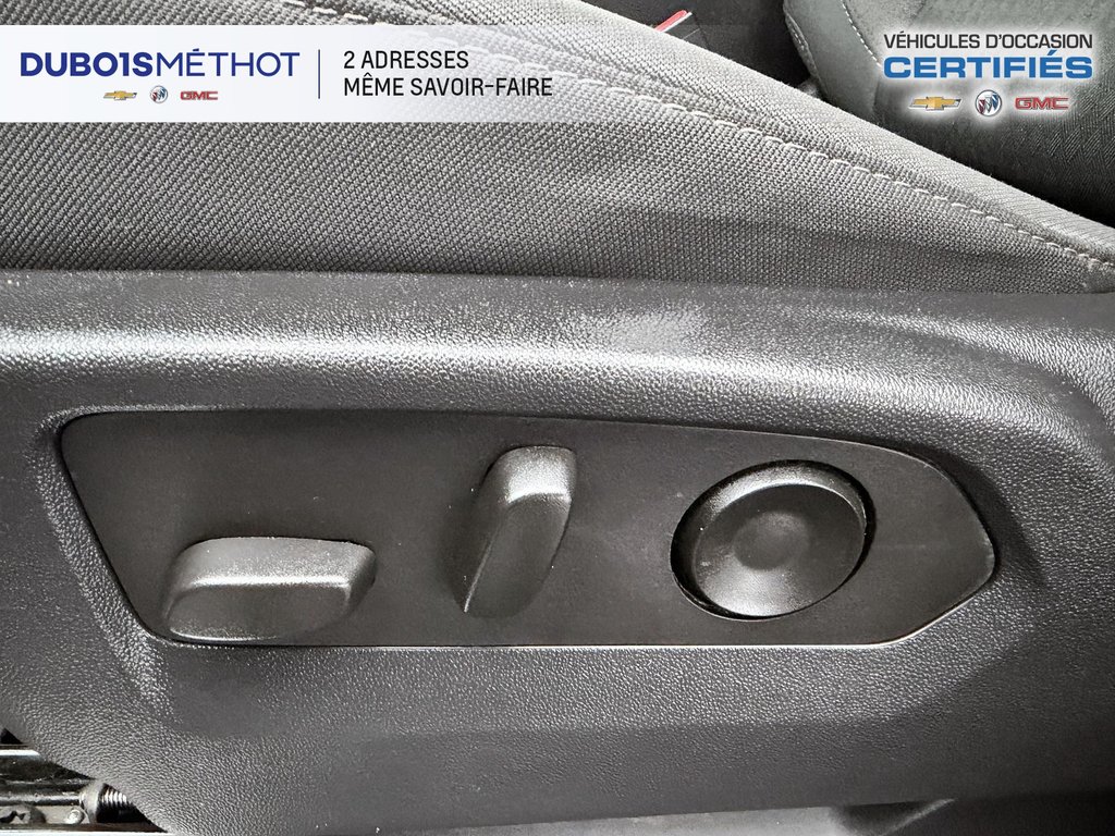 2023 Chevrolet Silverado 1500 RST, V8 5.3L, Z71, 4X4, CREW, CONSOLE !!! in Victoriaville, Quebec - 20 - w1024h768px