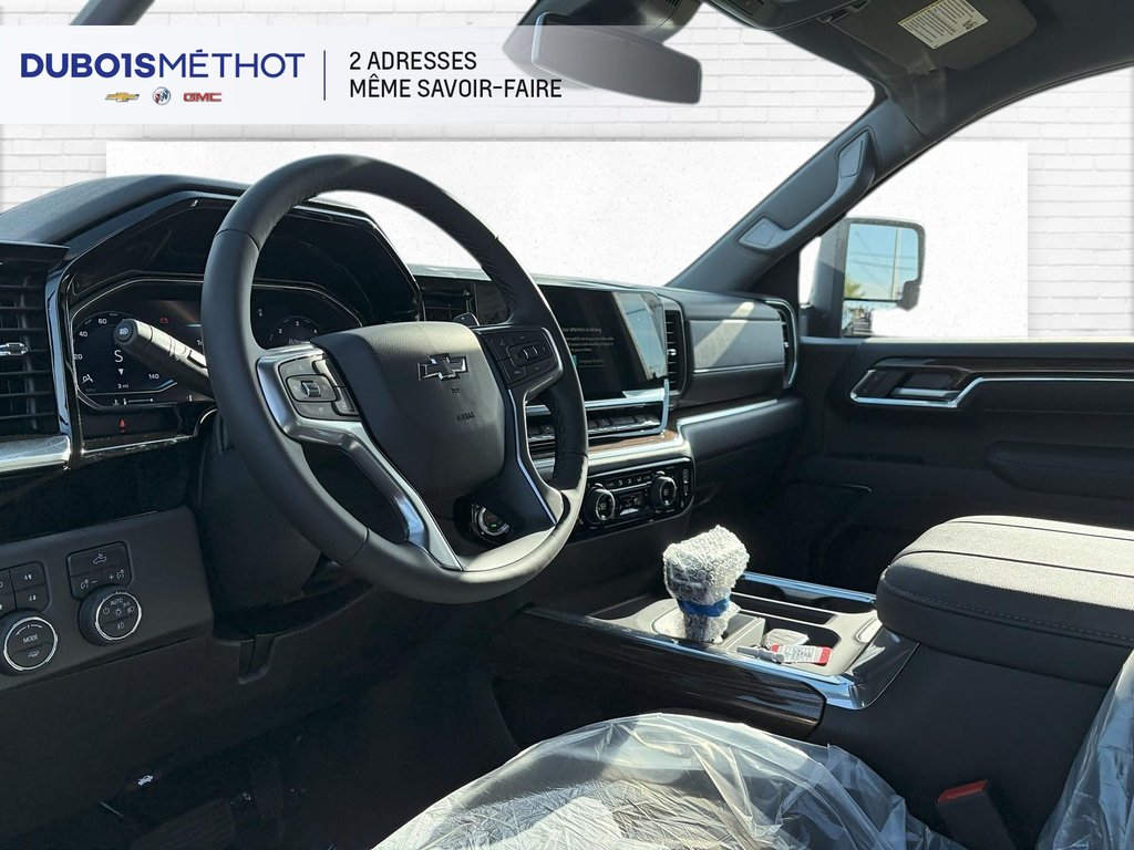 2025 Chevrolet Silverado 1500 RST in Plessisville, Quebec - 4 - w1024h768px